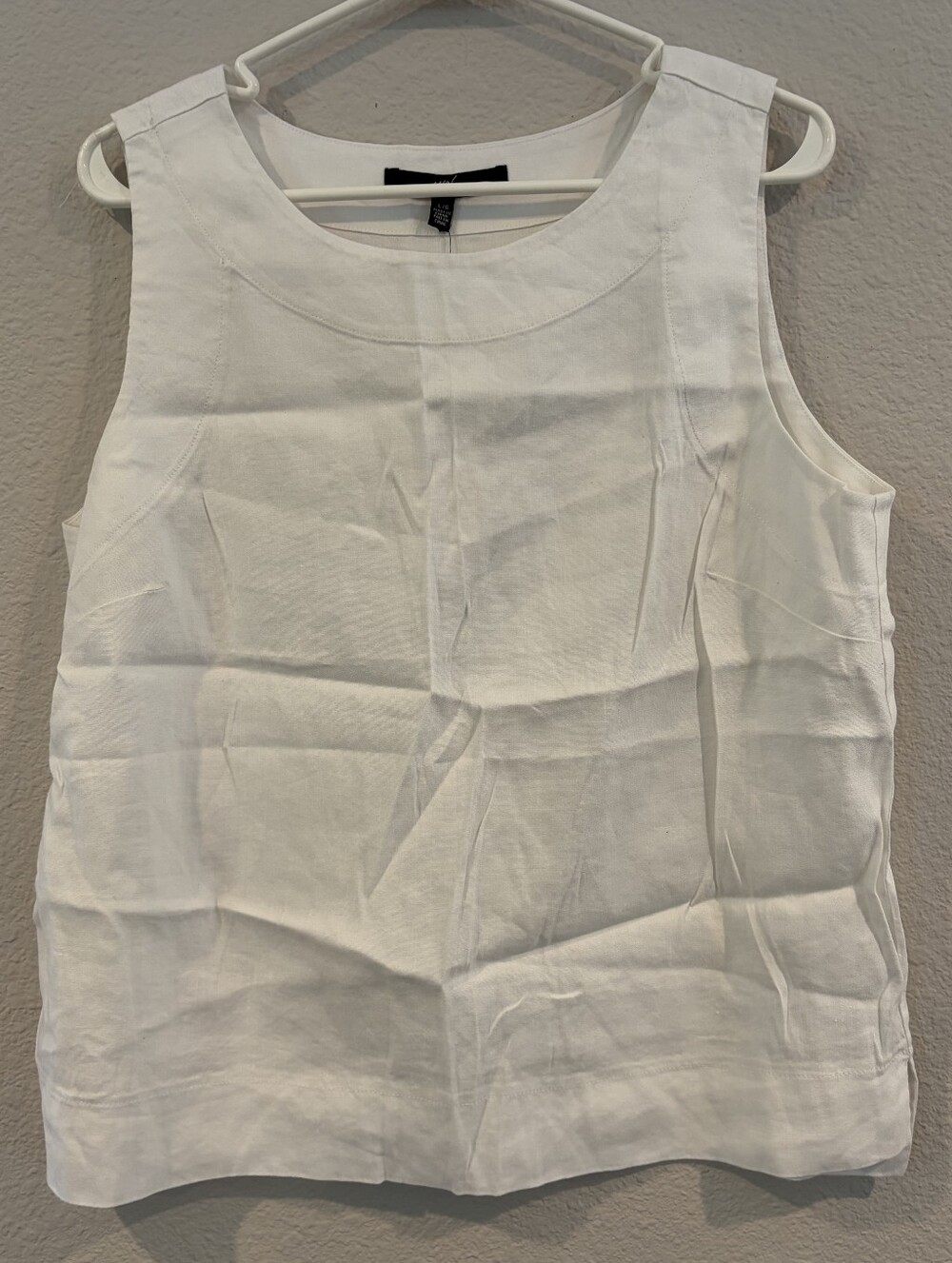 NEW UP! LUXURY Charisma Collections Womens White Linen Sleeveless Top Size Large